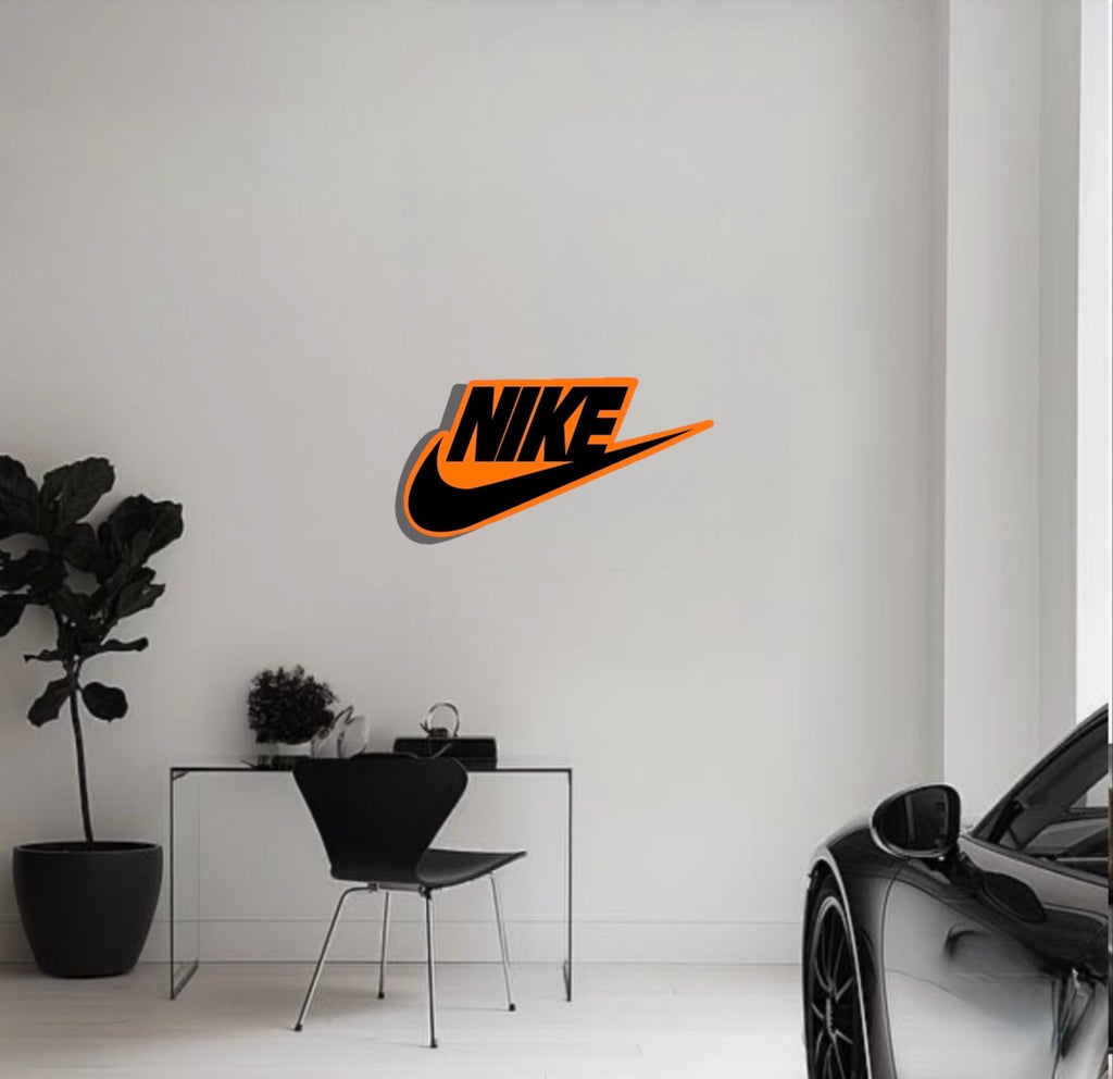 NIKE